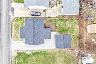 387 Harcourt Rd, Vermilion, OH 44089 - Photo 41