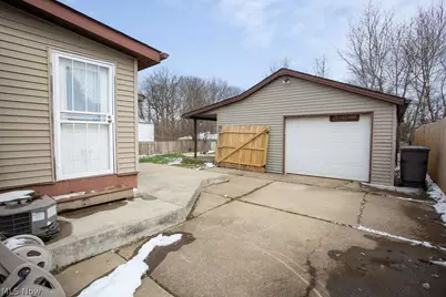 551 Moherman Avenue, Youngstown, OH 44509 - Photo 9