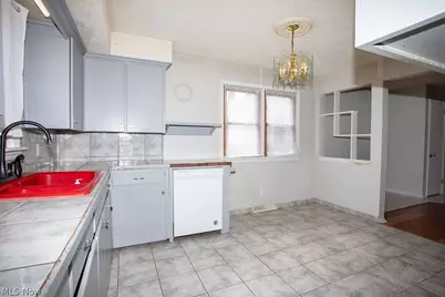 551 Moherman Avenue, Youngstown, OH 44509 - Photo 17