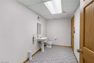 10909 Ruby, Cambridge, OH 43725 - Photo 33