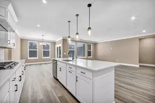 3320 White Willow Ln, Brunswick, OH 44212 - Photo 7