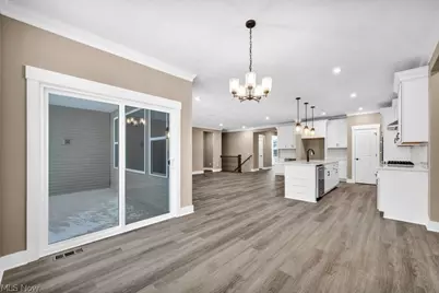 3320 White Willow Lane, Brunswick, OH 44212 - Photo 9