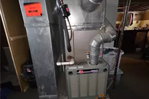 1566 E 195th St, Euclid, OH 44117 - Photo 27