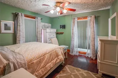 1521 Gibbs Avenue NE, Canton, OH 44705 - Photo 15