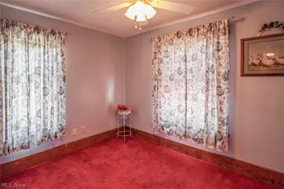 1521 Gibbs Avenue NE, Canton, OH 44705 - Photo 13