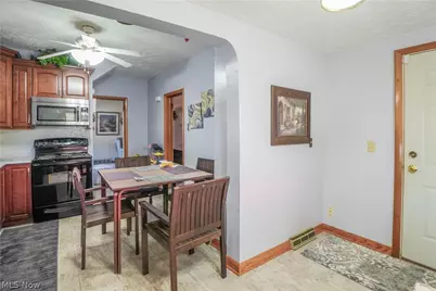 1521 Gibbs Avenue NE, Canton, OH 44705 - Photo 11