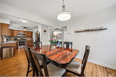 6406 Pelham Drive, Parma, OH 44129 - Photo 9