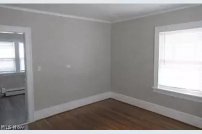 2015 Baxterly Avenue, Oakwood, OH 44107 - Photo 3