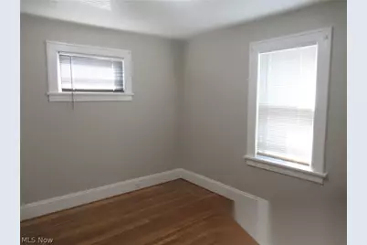 2015 Baxterly Avenue, Oakwood, OH 44107 - Photo 11