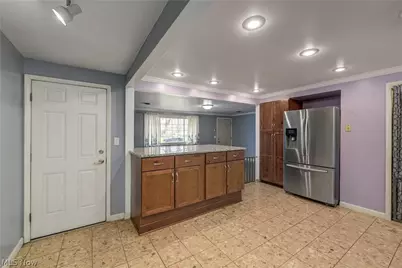 5785 Deborah Drive, North Ridgeville, OH 44039 - Photo 9