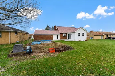 687 Moore Avenue, Campbell, OH 44405 - Photo 21