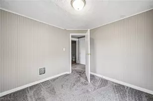 320 Fox Dr, Ashtabula, OH 44004 - Photo 35