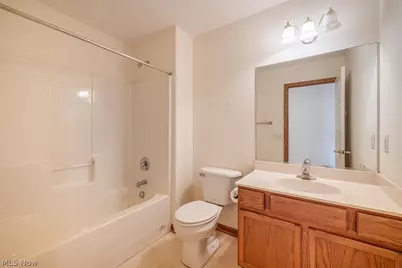 501 Falling Leaf Drive, Green Hills, OH 44131 - Photo 21