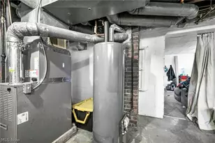 16908 Throckley Ave, Loveland, OH 44128 - Photo 37