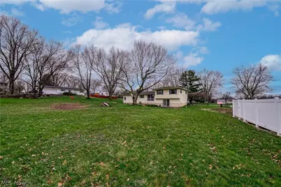 6860 Beridge Street, Louisville, OH 44641 - Photo 35