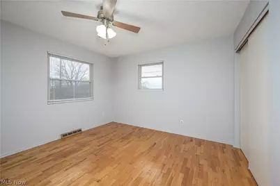 6860 Beridge Street, Louisville, OH 44641 - Photo 17