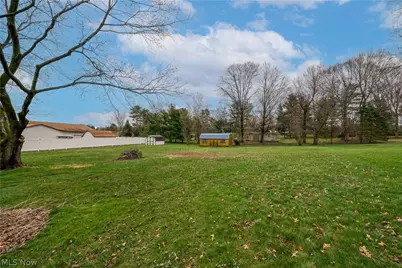 6860 Beridge Street, Louisville, OH 44641 - Photo 31