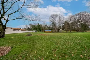 6860 Beridge St, Louisville, OH 44641 - Photo 31