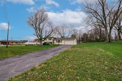 6860 Beridge Street, Louisville, OH 44641 - Photo 3