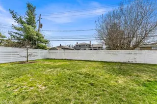 462 Waterbury Dr, Eastlake, OH 44095 - Photo 25