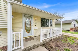 462 Waterbury Dr, Eastlake, OH 44095 - Photo 17