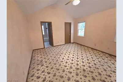 38450 Crossbrook Avenue, Willoughby, OH 44094 - Photo 21