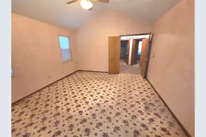38450 Crossbrook Avenue, Willoughby, OH 44094 - Photo 17