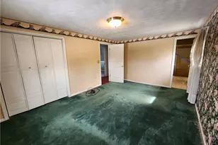 49871 S Park Cir, East Liverpool, OH 43920 - Photo 9