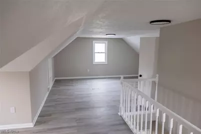 795 E 260th Street, Euclid, OH 44132 - Photo 17