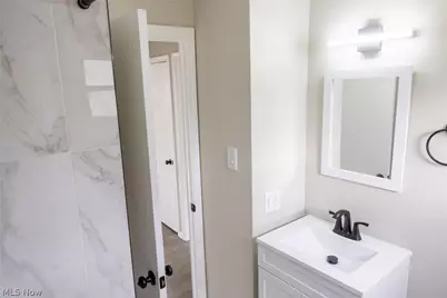 795 E 260th Street, Euclid, OH 44132 - Photo 23
