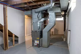 795 E 260th St, Euclid, OH 44132 - Photo 31