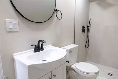 795 E 260th Street, Euclid, OH 44132 - Photo 21