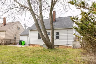 795 E 260th Street, Euclid, OH 44132 - Photo 37
