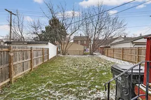 231 E 210th St, Euclid, OH 44123 - Photo 35