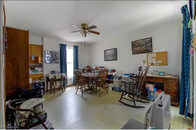 210 E Montgomery Street, Marietta, OH 45750 - Photo 7