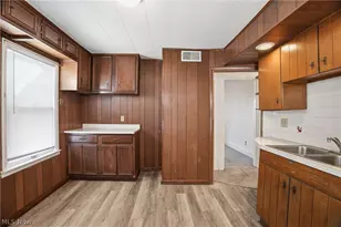 638 6th St, Marietta, OH 45750 - Photo 17