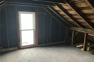 57 W 1st St, Frazeysburg, OH 43822 - Photo 11