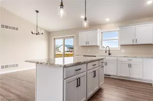 6385 Raiders, Frazeysburg, OH 43822 - Photo 9