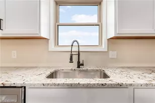 6385 Raiders, Frazeysburg, OH 43822 - Photo 13