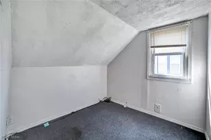 7615 Kenilworth Ave, Parma, OH 44129 - Photo 21