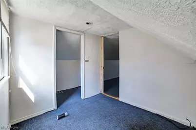 7615 Kenilworth Avenue, Parma, OH 44129 - Photo 23