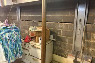 1835 Robindale St, Wickliffe, OH 44092 - Photo 9