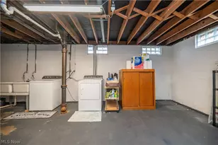 3295 Clearwater St NW, Warren, OH 44485 - Photo 35