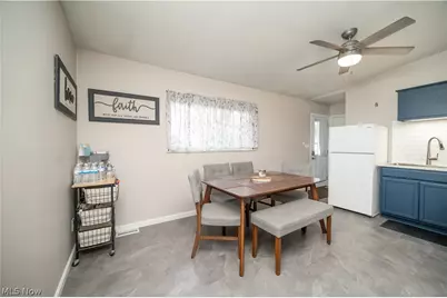 3295 Clearwater Street NW, Warren, OH 44485 - Photo 13