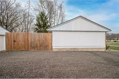 3295 Clearwater Street NW, Warren, OH 44485 - Photo 43