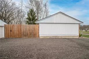 3295 Clearwater St NW, Warren, OH 44485 - Photo 43