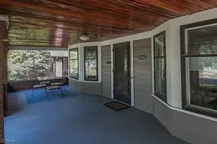 2593 Canterbury Rd, Cleveland Heights, OH 44118 - Photo 3