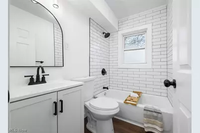 3041 Hudson Drive, Cuyahoga Falls, OH 44221 - Photo 15