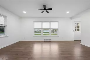 3041 Hudson Dr, Cuyahoga Falls, OH 44221 - Photo 5