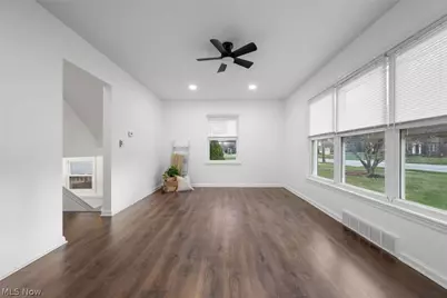 3041 Hudson Drive, Cuyahoga Falls, OH 44221 - Photo 7